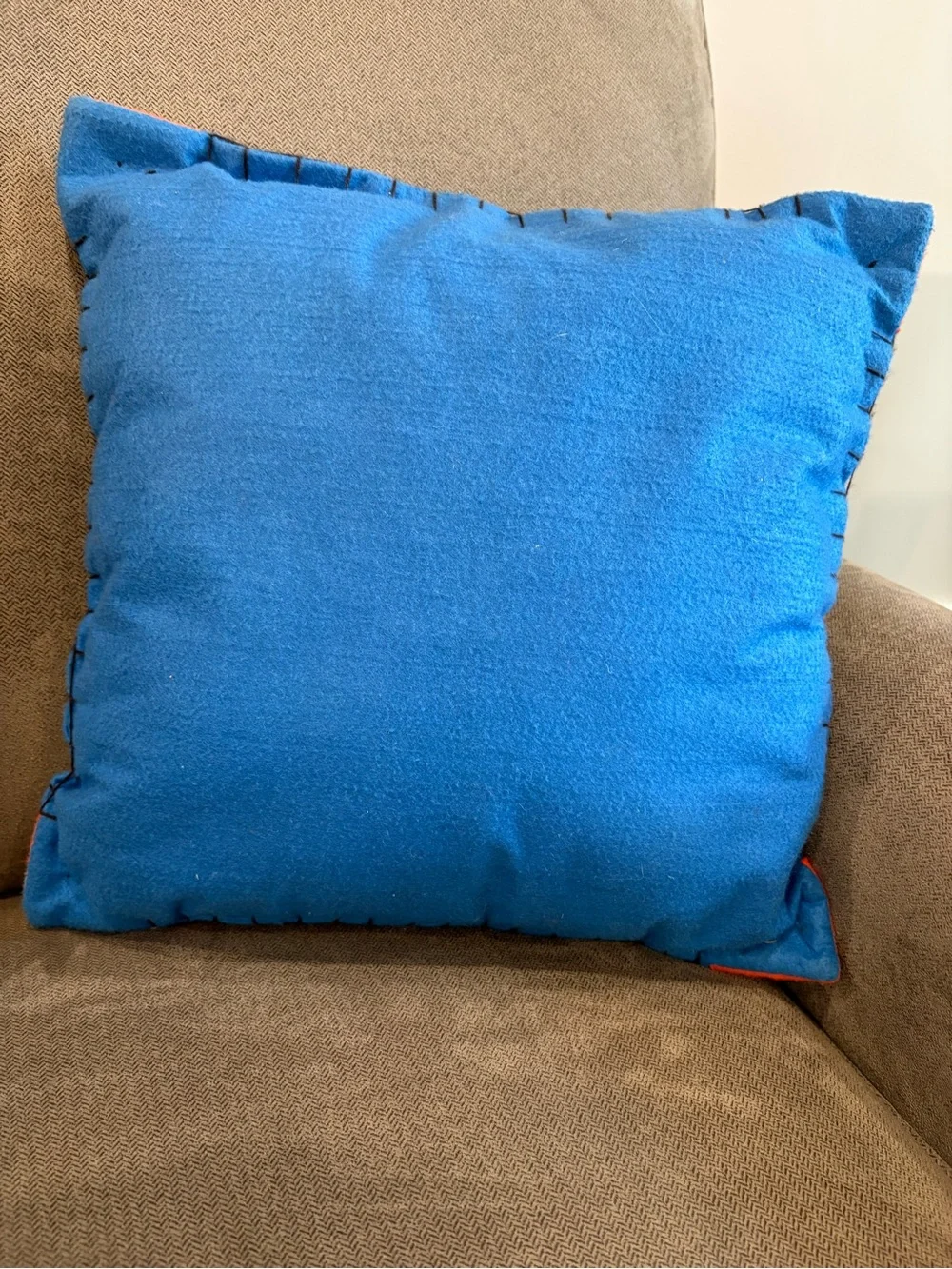 ‘Nana’s House is Full of Love’ Felt Accent Pillow 🏡💛💙💚